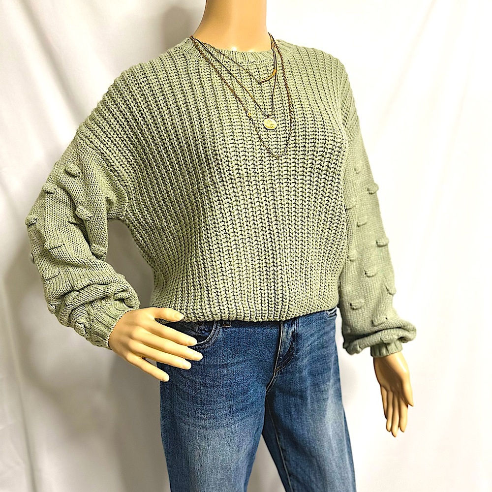 MOON & MADISON SWEATER ✨